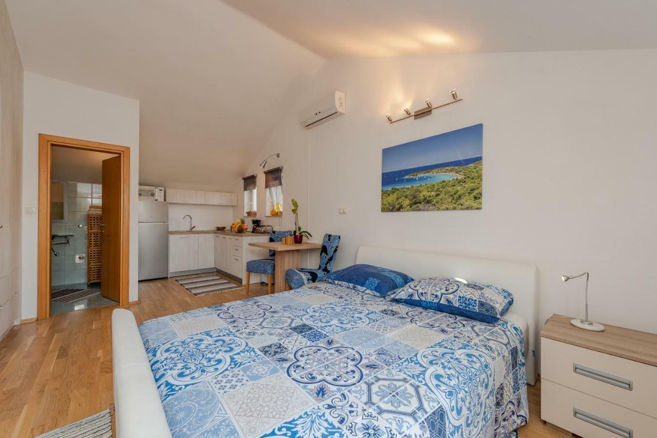 Romantic Oasis Apartments Задар Екстер'єр фото